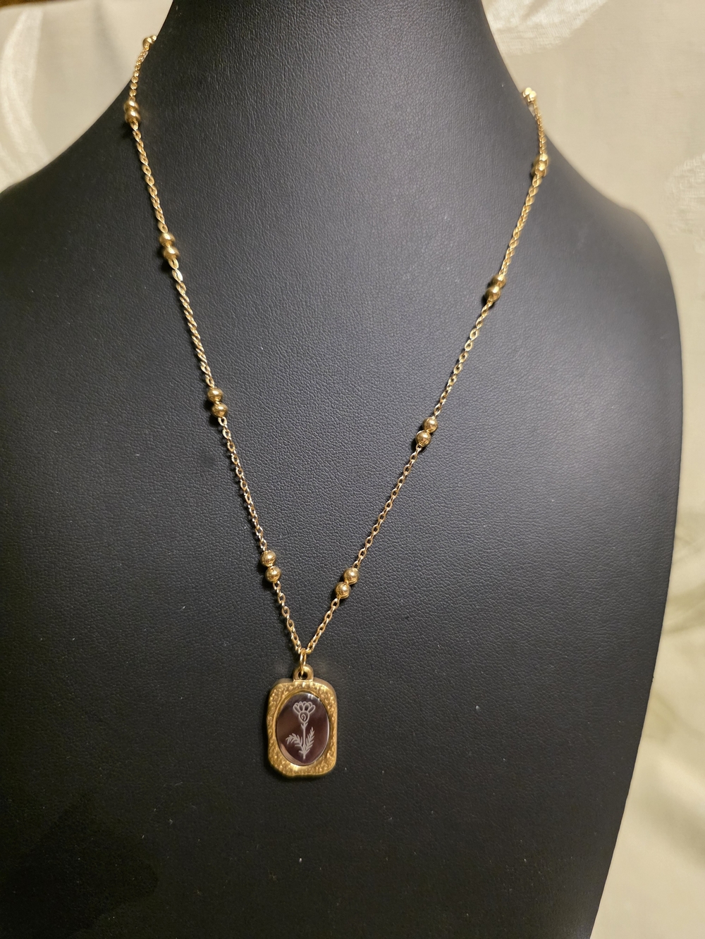 #851 Plunder Gold Beaded Chain Necklace with Brown Flower Pendant